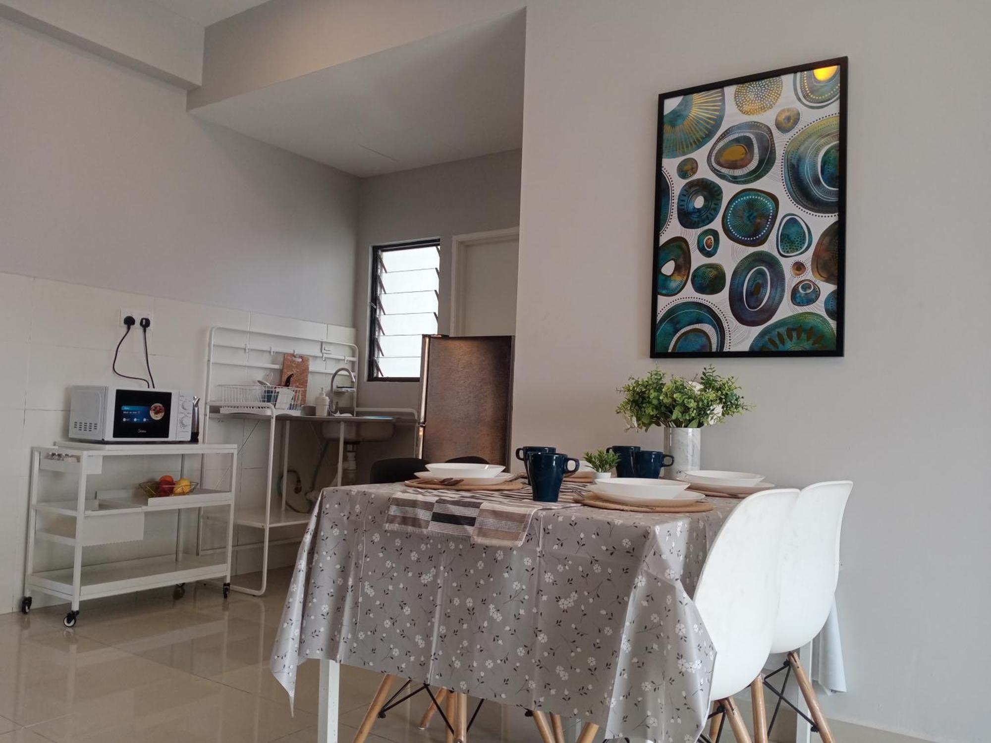 Prestige Sky Riverfront Apartment *