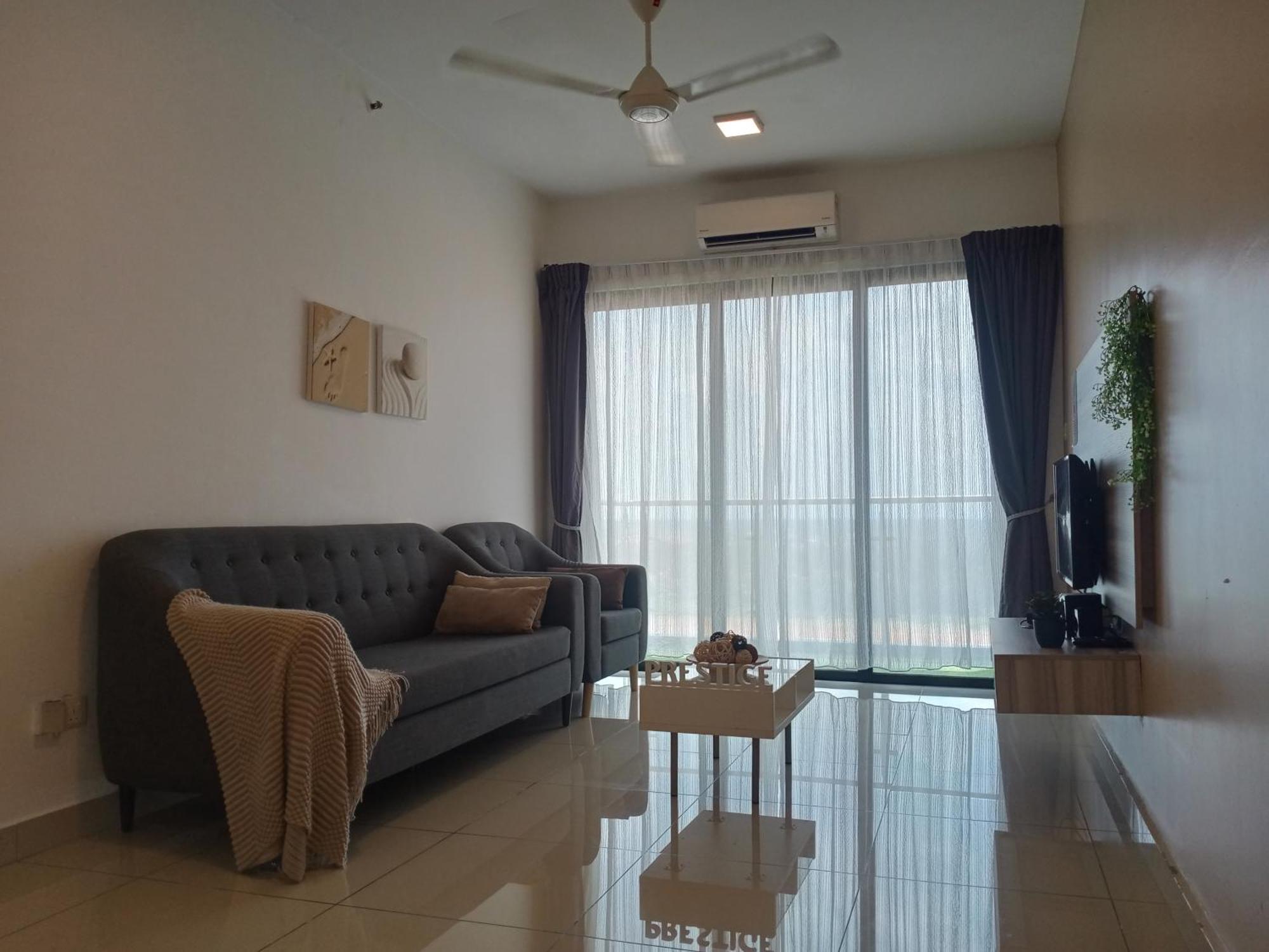 Prestige Sky Riverfront Apartment *